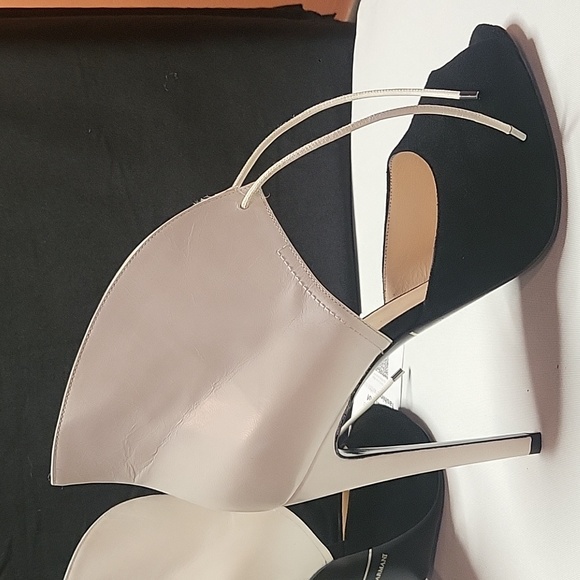 Armani heels - Picture 4 of 11